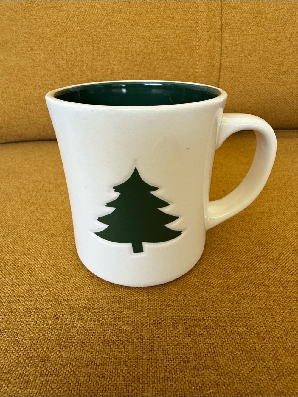 Starbucks 2008 Christmas Tree Coffee Mug White Green 12oz Holiday Ceramic Cup